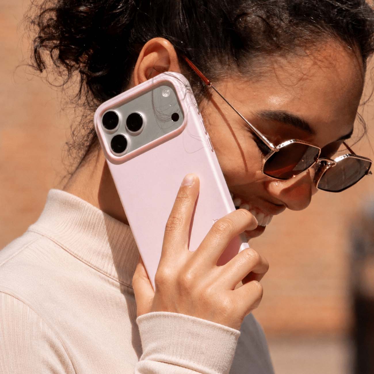 MOFT Snap Case for iPhone 17 Pro MagSafe Drop Protection - Light Pink MOFT Snap Case for iPhone 17 Pro MagSafe Drop Protection - Light Pink