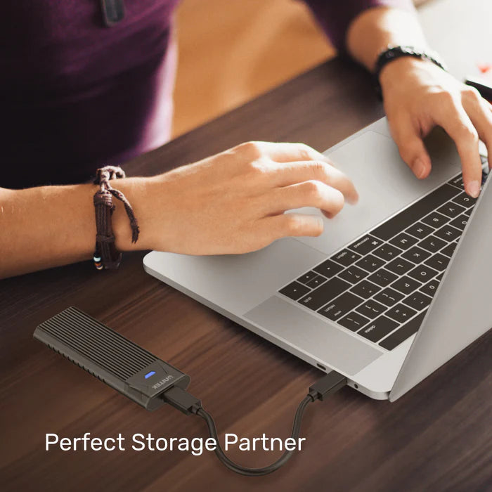 UNITEK SolidForce PCIe/NVMe M.2 SSD Enclosure Lite UNITEK SolidForce PCIe/NVMe M.2 SSD Enclosure Lite