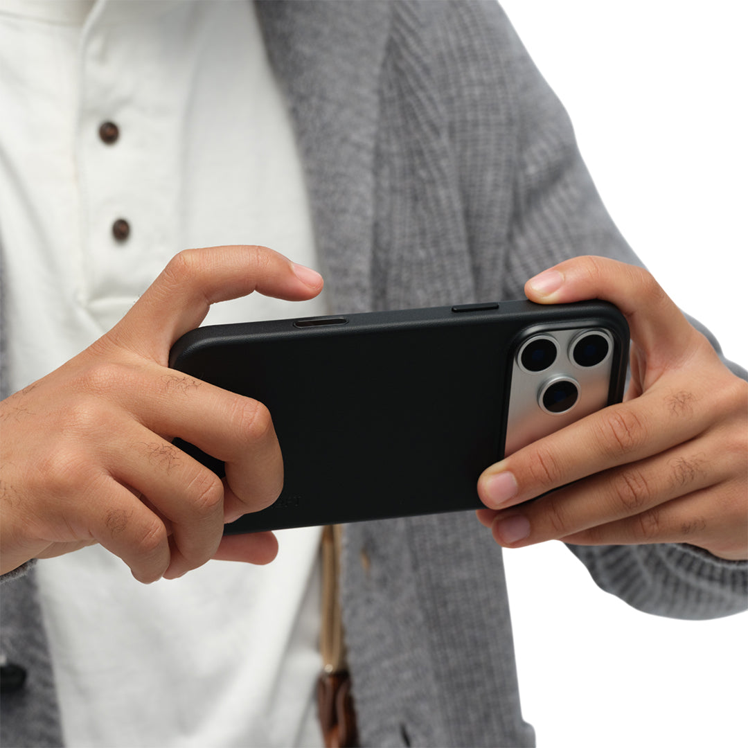 MOFT Snap Phone Case for iPhone 18 Pro Max Jet Black