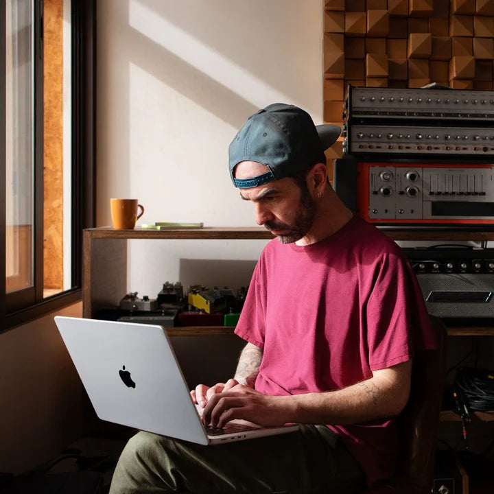 Macbook Pro 16 inch M2 Pro (Arabic & English Keyboard) 12 core CPU 19 core GPU,16GB 512 GB - SilverMNWC3AB/A Macbook Pro 16 inch M2 Pro (Arabic & English Keyboard) 12 core CPU 19 core GPU,16GB 512 GB - SilverMNWC3AB/A