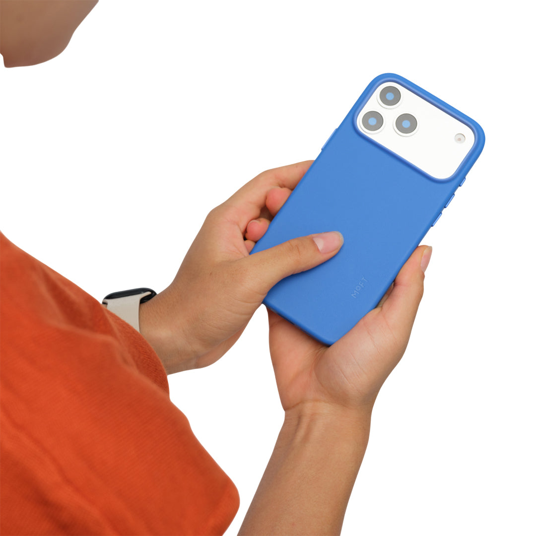 MOFT Snap Phone Case for iPhone 18 Pro Sapphire Blue