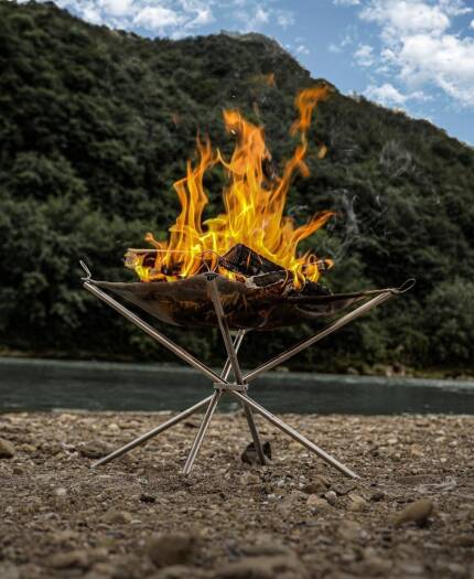 Green Lion Portable Bonfire Stainless Steel Stand