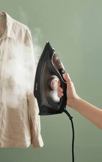 Green Lion Steam Iron Series 2 BX140 Electric Iron | Black