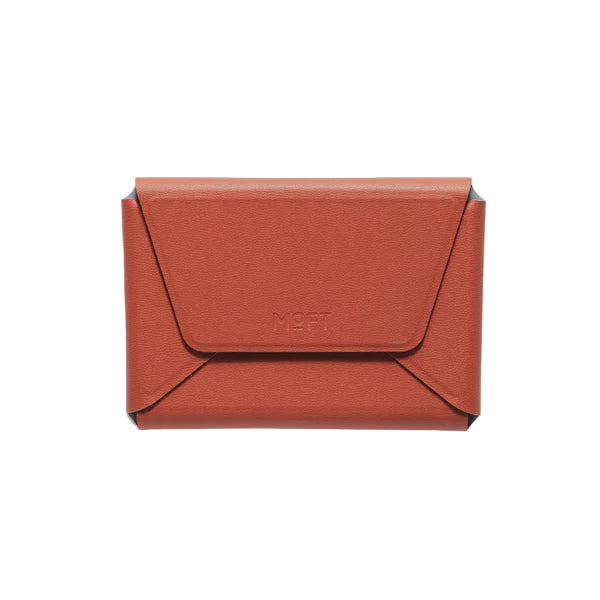 Moft Snap Field Travel Wallet Clay – MagSafe-compatible travel wallet available in Doha, Qatar.