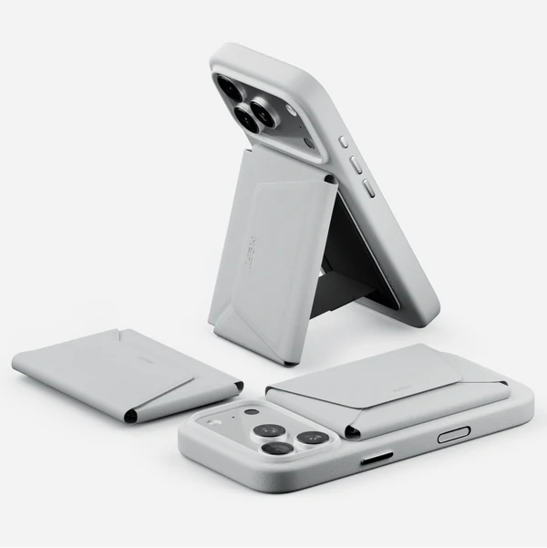 Moft Snap Field Travel Wallet Misty Cove – Sleek, Modern, and MagSafe-Ready