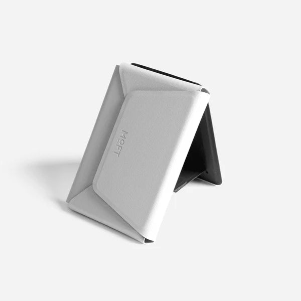 Moft Snap Field Travel Wallet Misty Cove – Sleek, Modern, and MagSafe-Ready