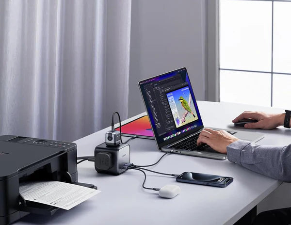UGREEN 65W USB-C GaN 7-Port Desktop Charging Station - Black (CD268)